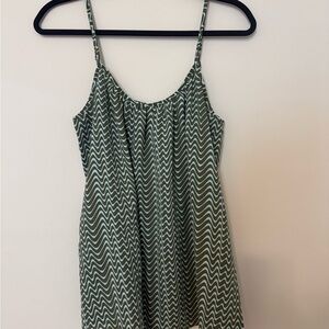 Green Zigzag Patterned Tank Top
